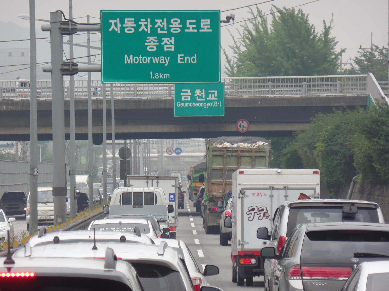 금천나들목 방향 서부간선도로 금천교 구간